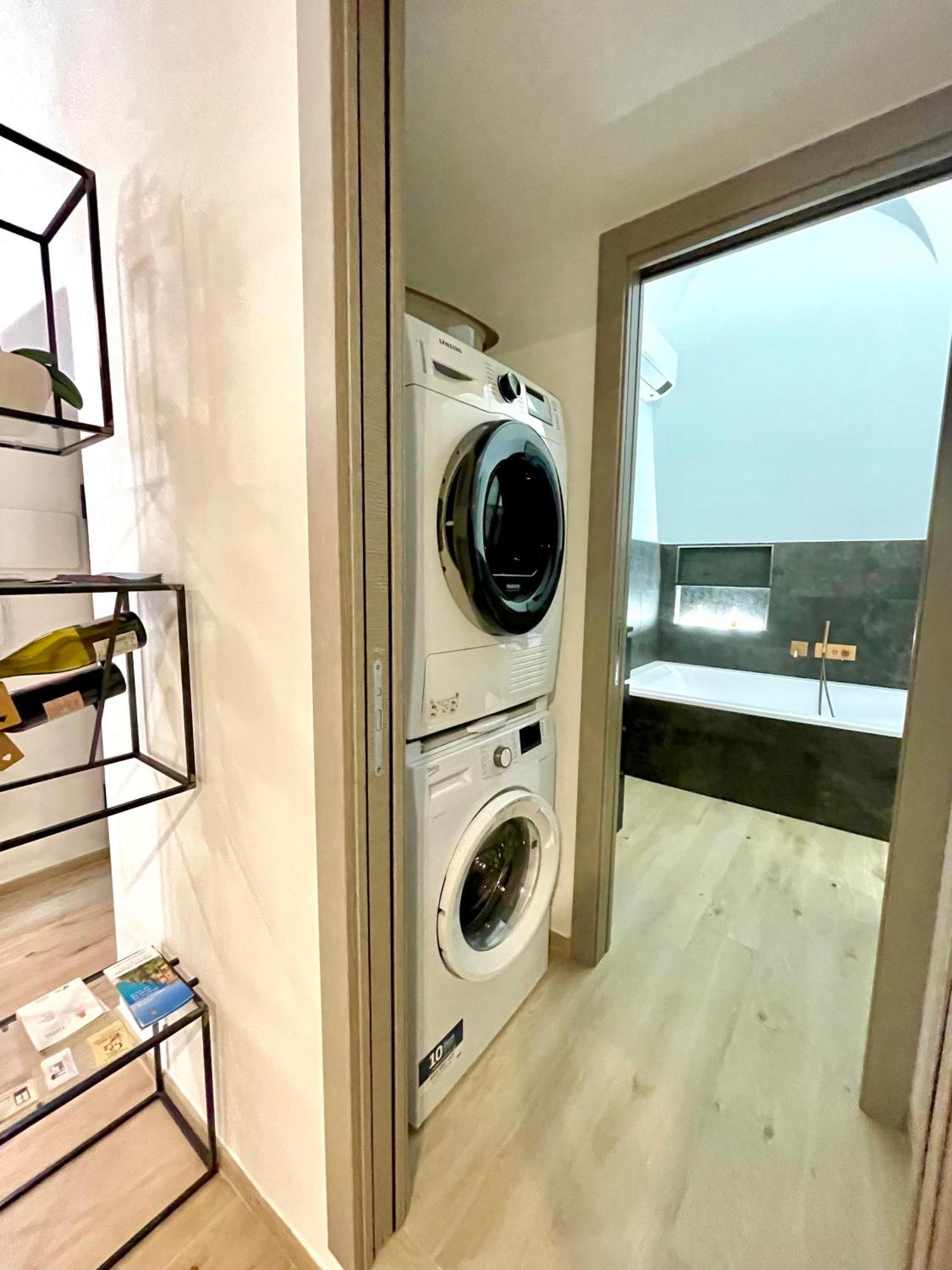 Grothouse Apartment Finale Ligure Bagian luar foto