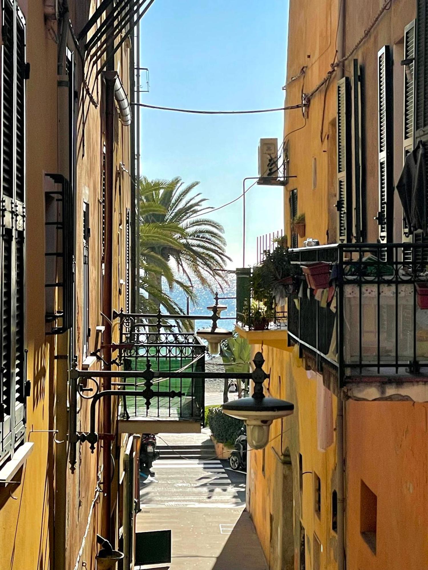 Grothouse Apartment Finale Ligure Bagian luar foto